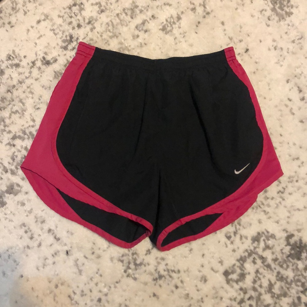 ⚡️Nike running shorts